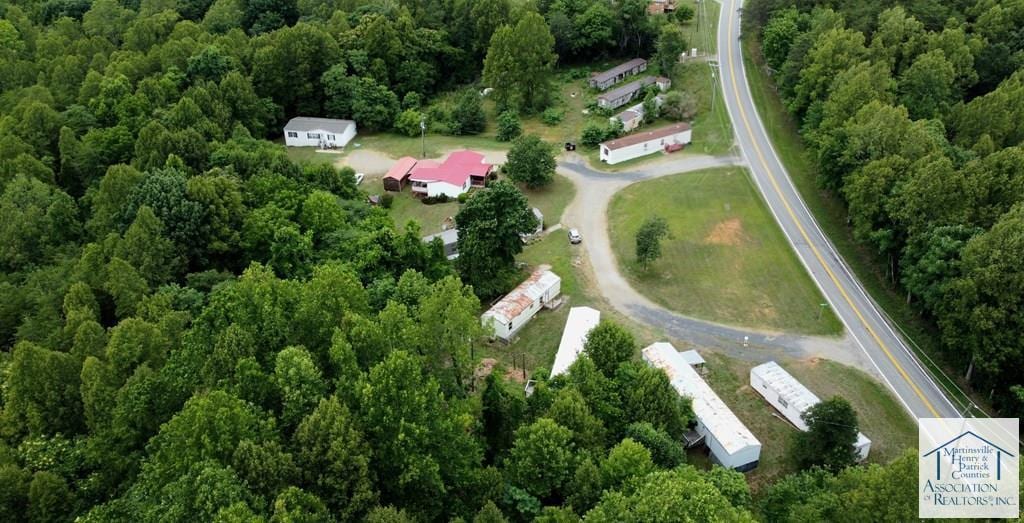 7 Barbwave Cir, Martinsville, VA à vendre Photo principale- Image 1 de 10