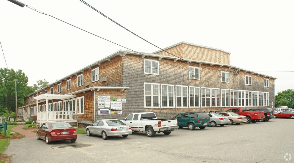 3 Pine Street Ext, Nashua, NH à louer - Photo du bâtiment - Image 2 de 2