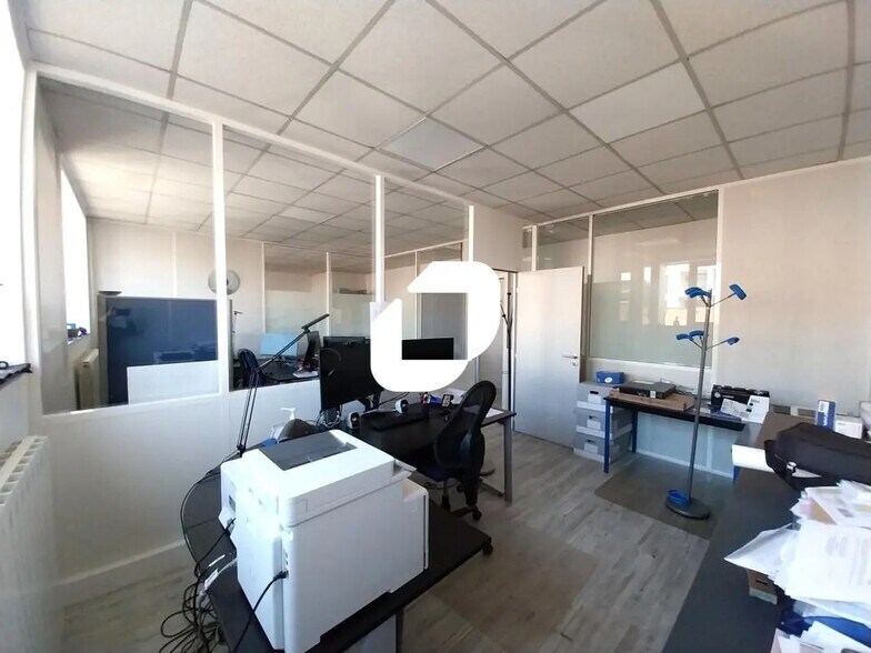 Bureau dans Alfortville à louer - Photo intérieure - Image 3 de 13