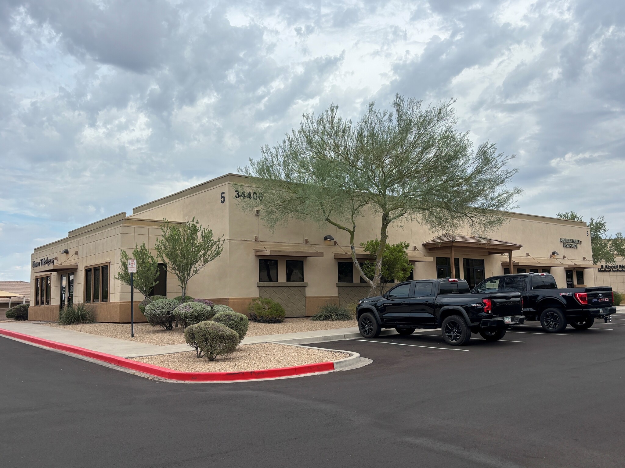 34406 N 27th Dr, Phoenix, AZ for lease Building Photo- Image 1 of 10