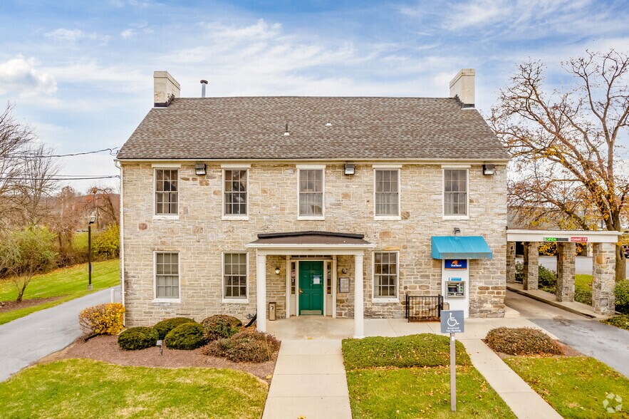 1700 Rosemont Ave, Frederick, MD à vendre - Photo du bâtiment - Image 2 de 5