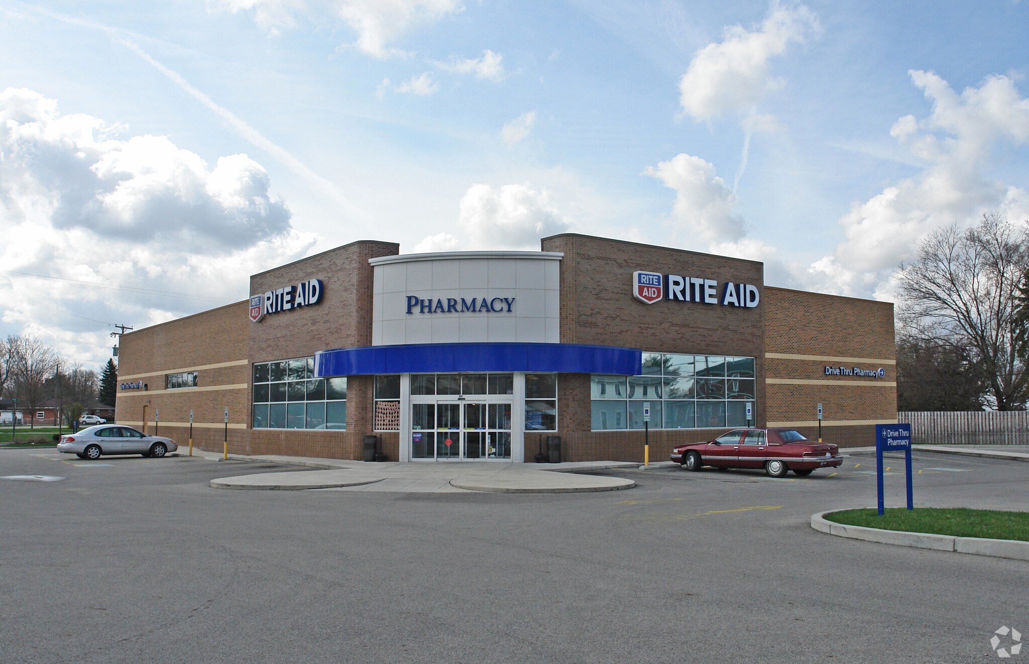 101 W Main St, Enon, OH à louer Photo principale- Image 1 de 8