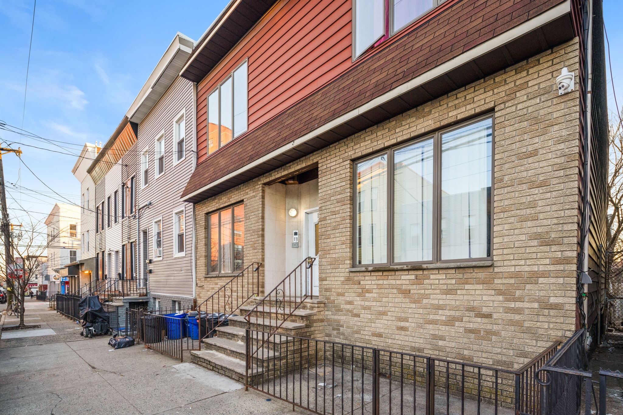 135-137 Griffith St, Jersey City, NJ for sale Primary Photo- Image 1 of 27