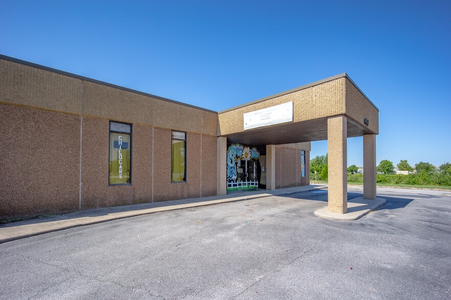 4520 SW 33rd St, Oklahoma City, OK for sale - Building Photo - Image 3 of 51