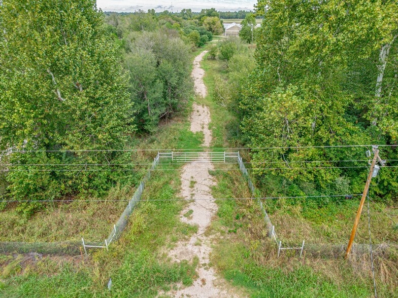 12647 SW 104th St, Mustang, OK à vendre - Photo du bâtiment - Image 2 de 9