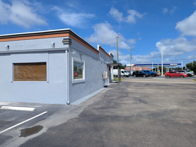 7940 Grand Blvd, Port Richey, FL for sale - Building Photo - Image 3 of 19