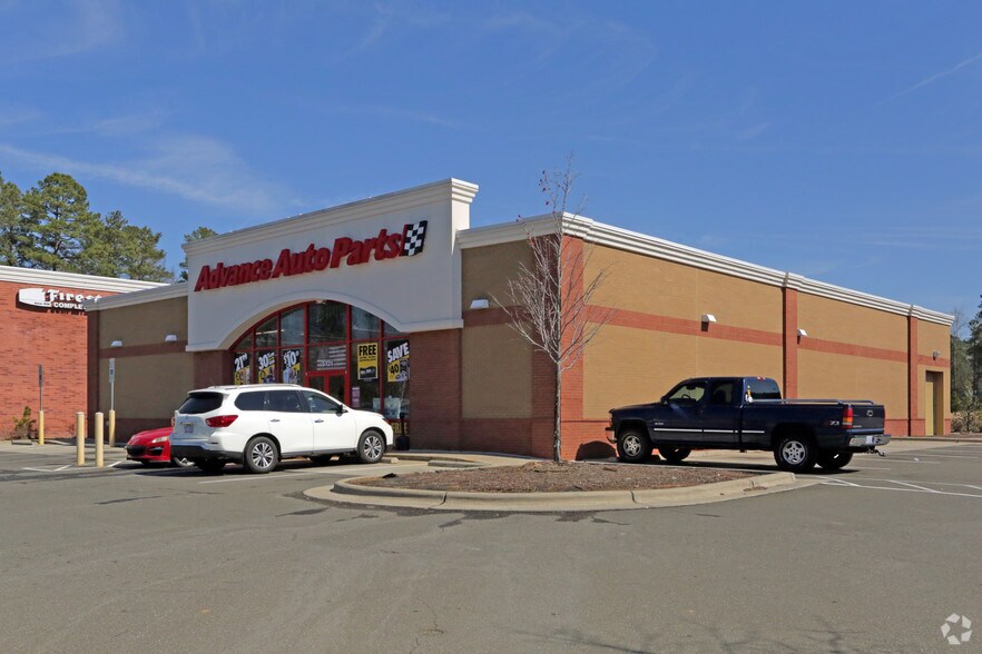 5121 NC Highway 55, Durham, NC à louer - Photo du bâtiment - Image 2 de 6