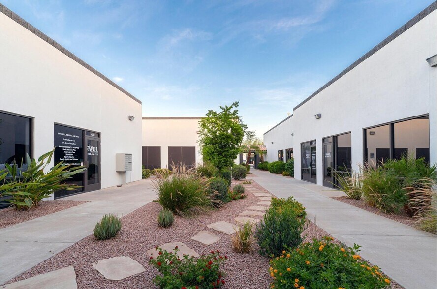 2451 E Baseline Rd, Gilbert, AZ for lease - Building Photo - Image 3 of 5