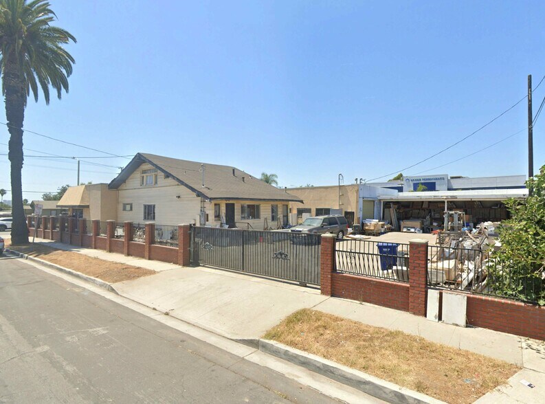 855 E Willow St, Signal Hill, CA à vendre - Photo du bâtiment - Image 3 de 6