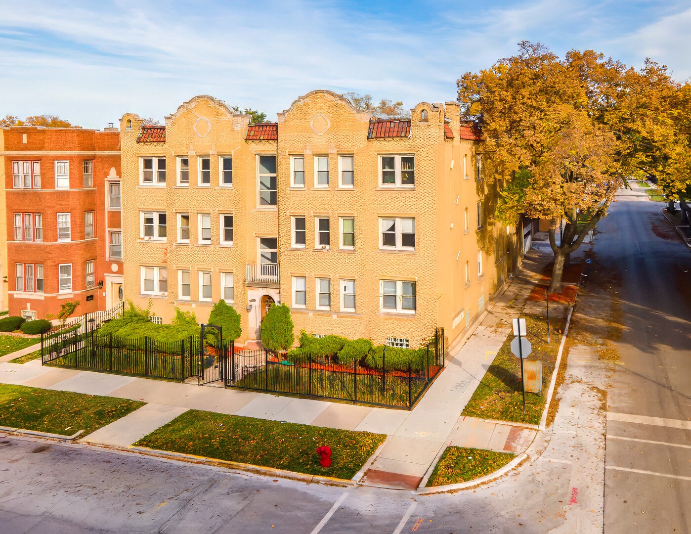 1906 E 86th St, Chicago, IL à vendre Photo du bâtiment- Image 1 de 6