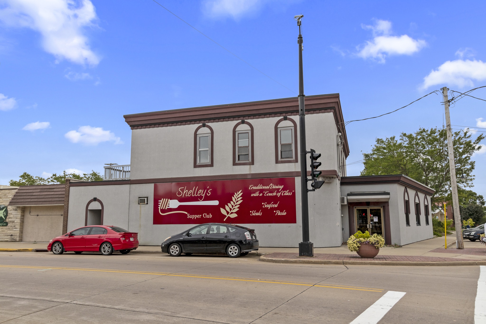 532 Grand Ave, Little Chute, WI for sale Building Photo- Image 1 of 10