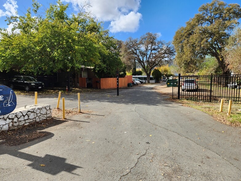 5645 Old Highway 53, Clearlake, CA for sale - Primary Photo - Image 1 of 25