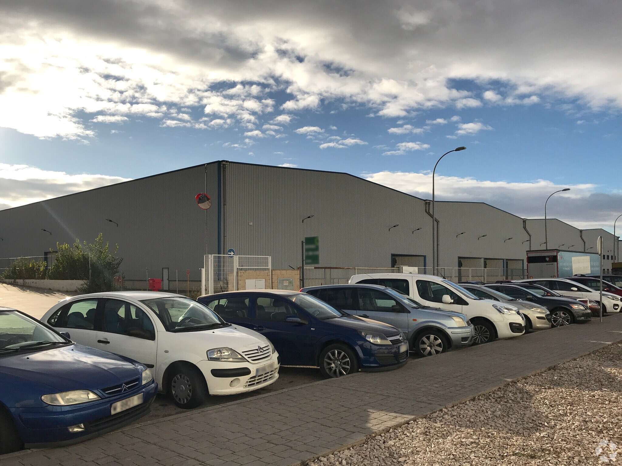 Industrial in Cabanillas del Campo, Guadalajara for lease Primary Photo- Image 1 of 6