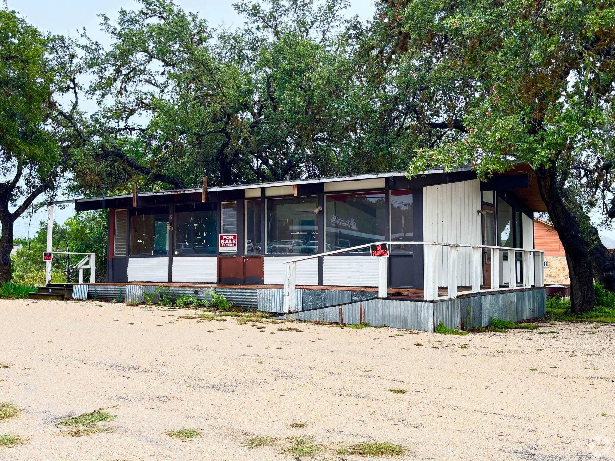 14325 FM 306, Canyon Lake, TX for sale Primary Photo- Image 1 of 2