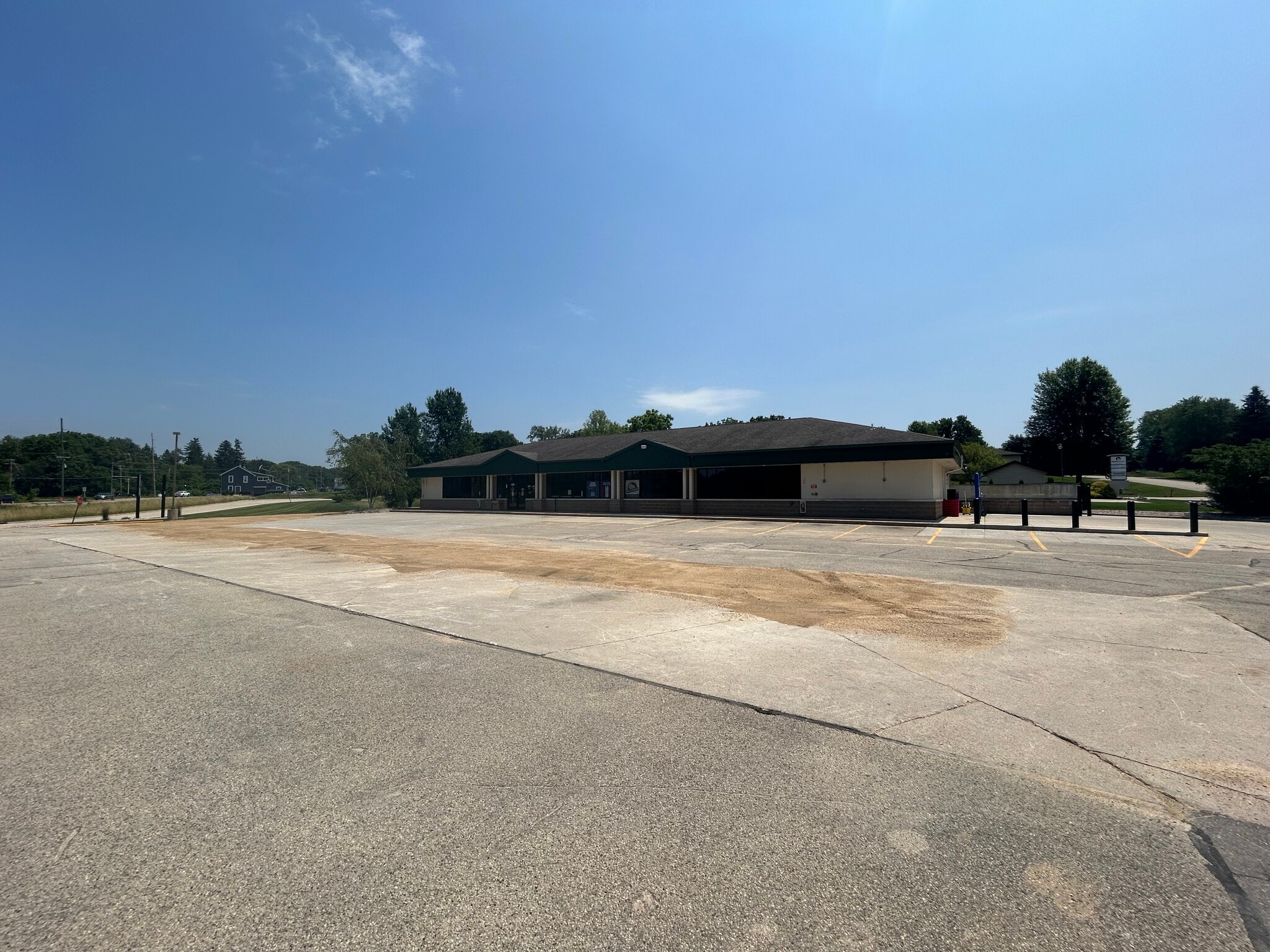 3827 Pederson Dr, De Forest, WI for sale Building Photo- Image 1 of 13