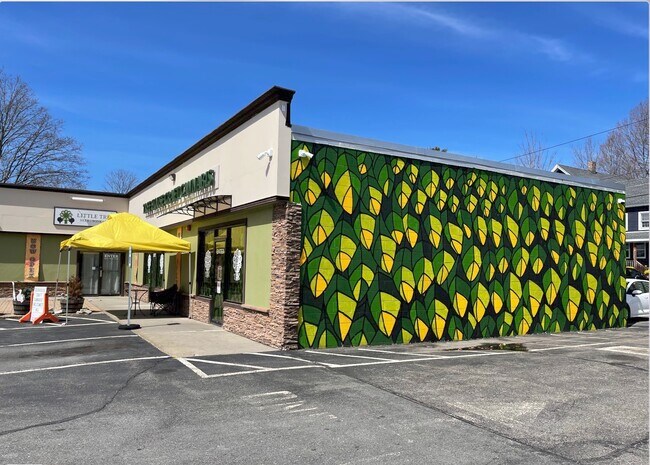 Plus de détails pour 112-114 Main St, Pepperell, MA - Commerce de détail à louer