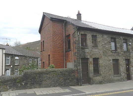 8 De Winton St, Tonypandy à vendre - Photo principale - Image 1 de 1