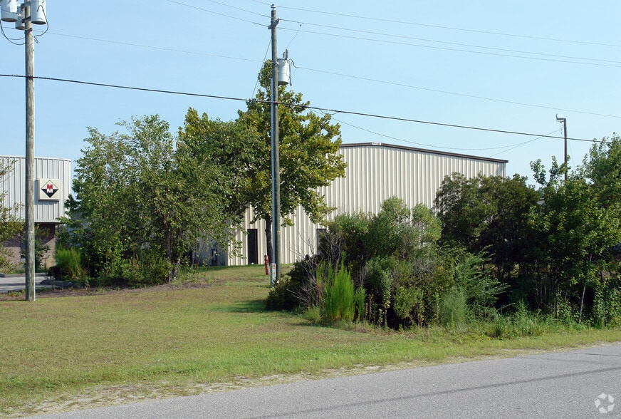 6727 Amsterdam Way, Wilmington, NC for lease - Building Photo - Image 2 of 4