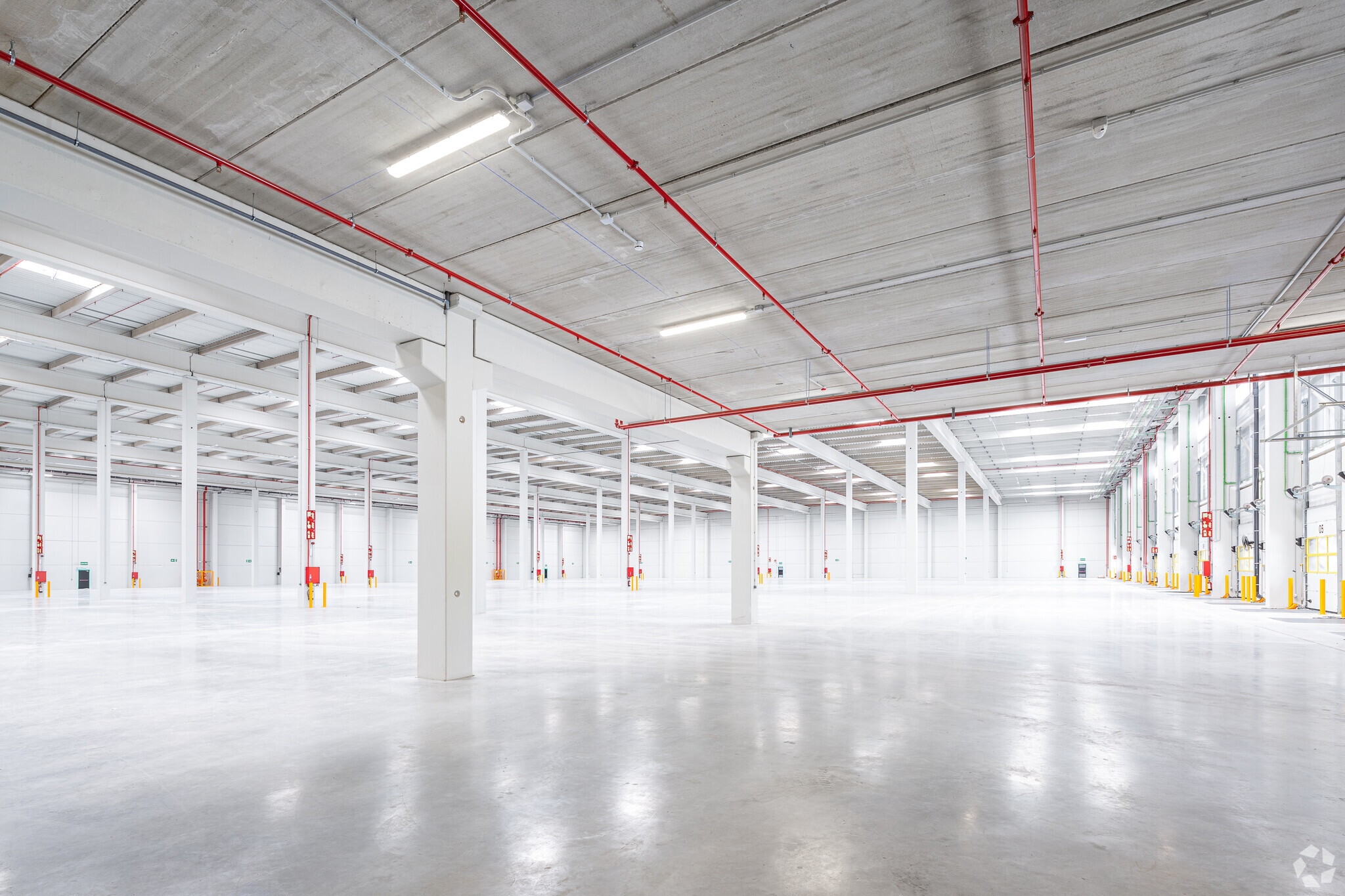 Calle de Gregorio Marañón, 2, Getafe, Madrid for lease Interior Photo- Image 1 of 11