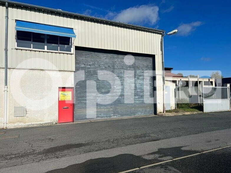Local d'activités dans Verrières-le-Buisson à vendre - Photo du bâtiment - Image 2 de 11