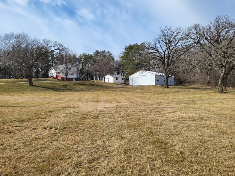 9085 225th St W, Lakeville, MN à vendre - Photo du bâtiment - Image 3 de 4