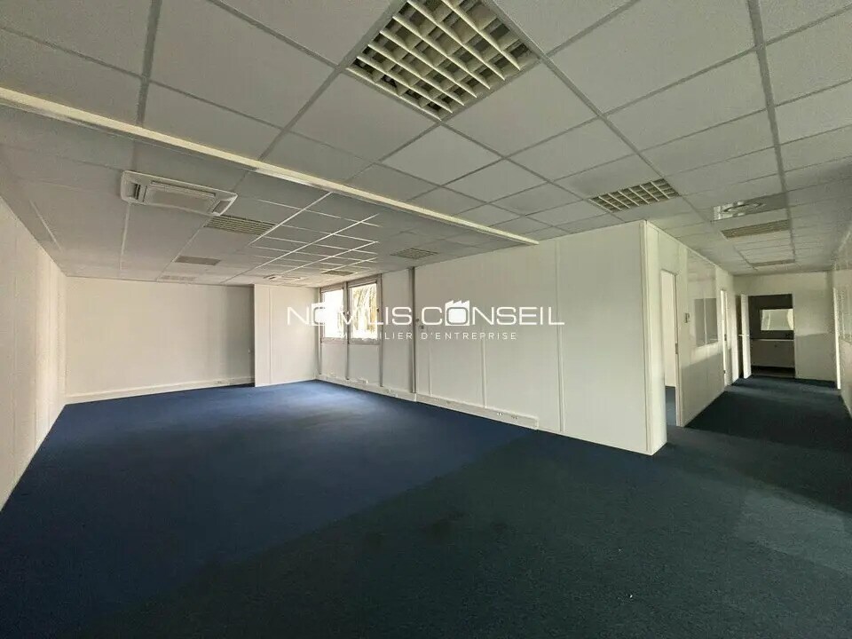 Office in Labège for lease Interior Photo- Image 1 of 8