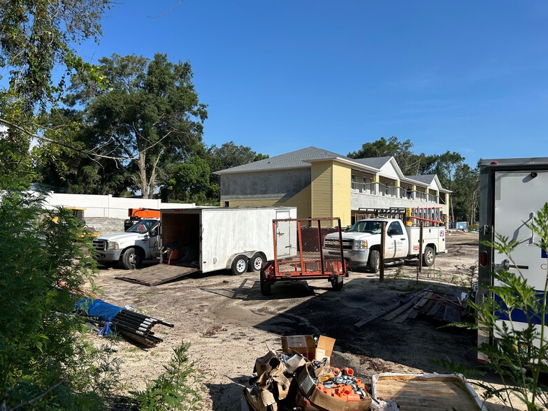 40515 County Road 25, Lady Lake, FL for sale - Building Photo - Image 3 of 8