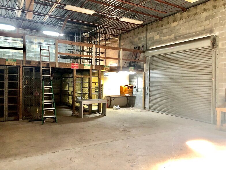 4402 Emerson St, Jacksonville, FL à louer - Photo du bâtiment - Image 2 de 4