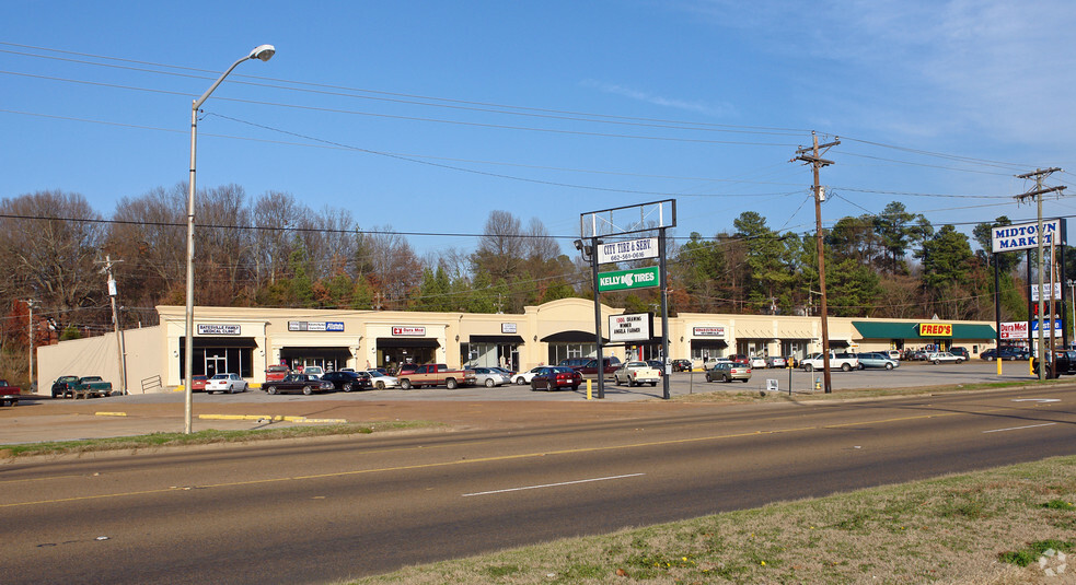 401-495 Highway 6 E, Batesville, MS à vendre - Photo du bâtiment - Image 1 de 1