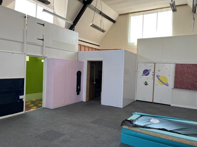 51 Howsell Rd, Malvern à vendre Photo intérieure- Image 1 de 1