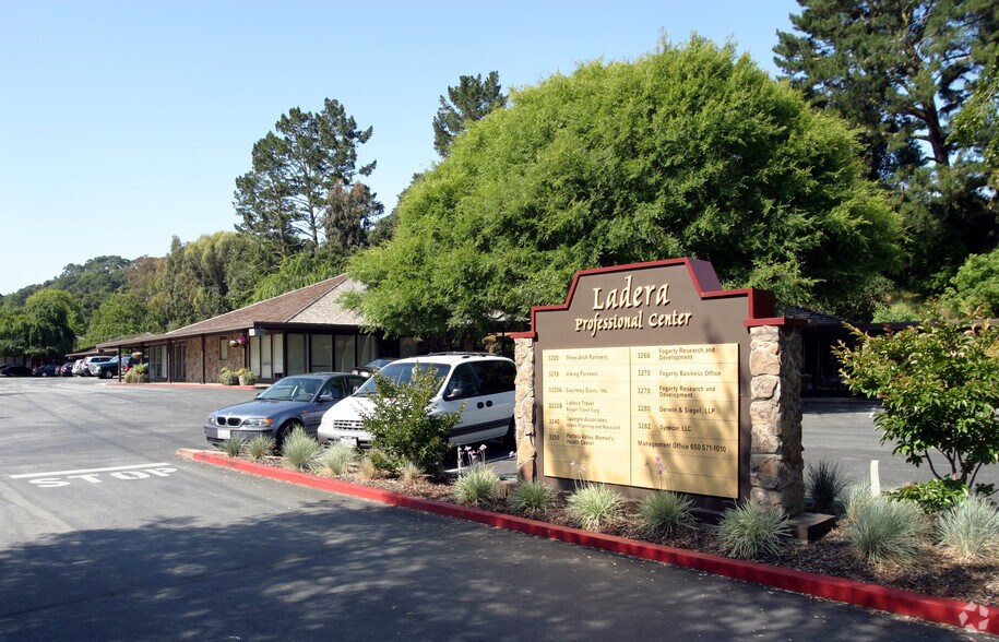 3200-3280 Alpine Rd, Portola Valley, CA à louer - Photo du bâtiment - Image 2 de 13