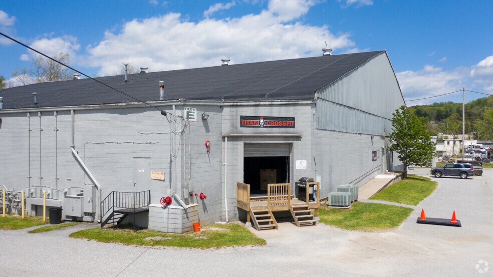 10821 Williamson Ln, Cockeysville, MD à louer - Photo du bâtiment - Image 2 de 4