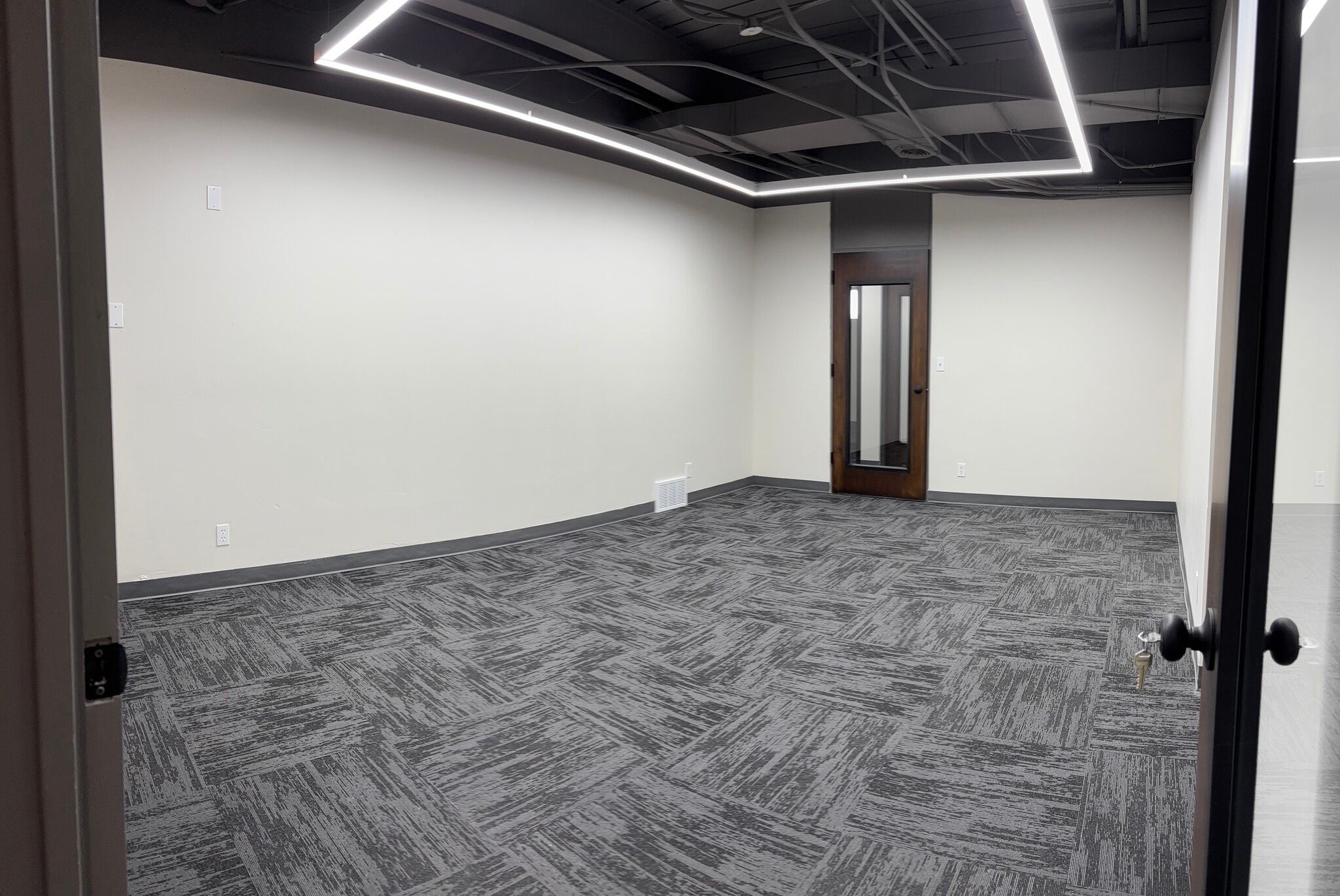 115 N Geneva Rd, Vineyard, UT for lease Building Photo- Image 1 of 1