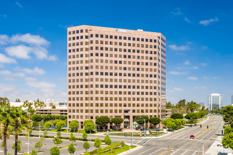 2600 Michelson Dr, Irvine, CA à louer - Photo du bâtiment - Image 1 de 6