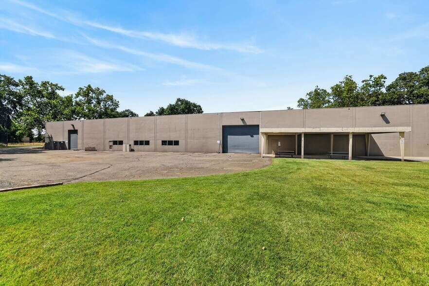 1222 Research Park Dr, Davis, CA à louer - Photo du bâtiment - Image 3 de 5