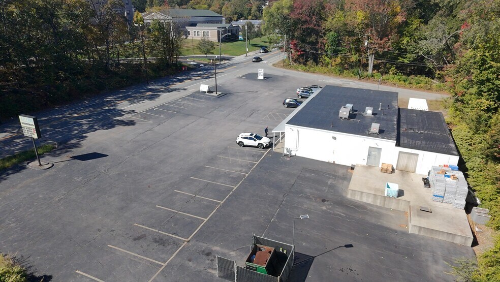 1059 Grafton St, Worcester, MA à louer - Photo du bâtiment - Image 3 de 3