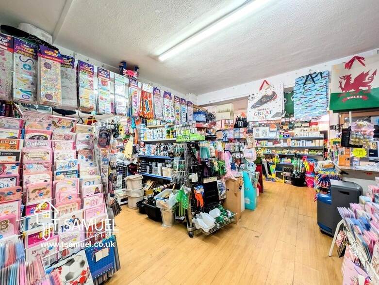 66-68 Oxford St, Penrhiwceiber for sale - Building Photo - Image 3 of 26