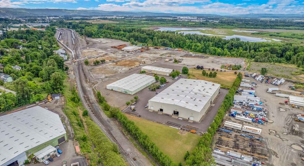 10425 N Bloss Ave, Portland, OR for sale - Aerial - Image 3 of 11