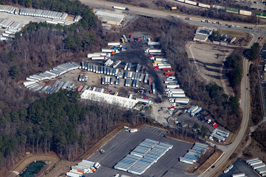 3987 Moreland Ave SE, Conley, GA à louer - Photo du bâtiment - Image 2 de 5