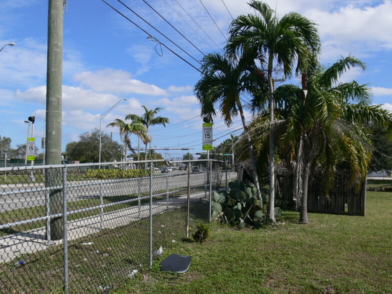 41 William Rd, West Park, FL à vendre - Photo du bâtiment - Image 3 de 44
