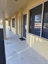 493 Barger Dr, Port Charlotte, FL for lease Building Photo- Image 2 of 3