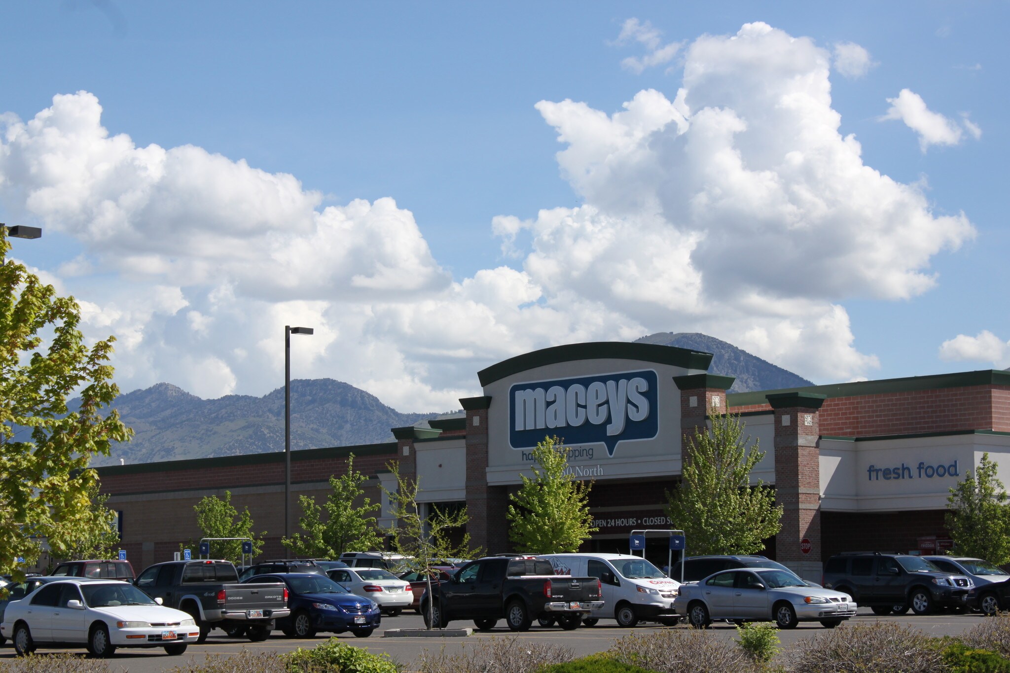 50 N Hwy 165, Providence, UT à louer Photo principale- Image 1 de 6