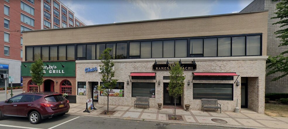 228-234 Old Country Rd, Mineola, NY à louer - Photo du bâtiment - Image 2 de 2