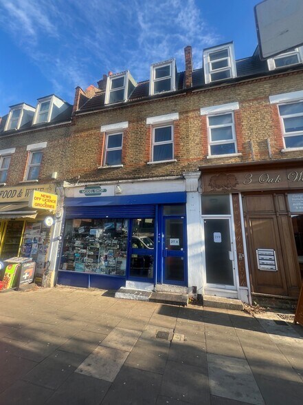 217 Northfield Ave, Londres à vendre - Photo du bâtiment - Image 1 de 1