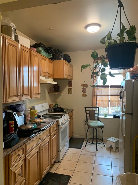 481 William St, East Orange, NJ à vendre - Photo intérieure - Image 3 de 30