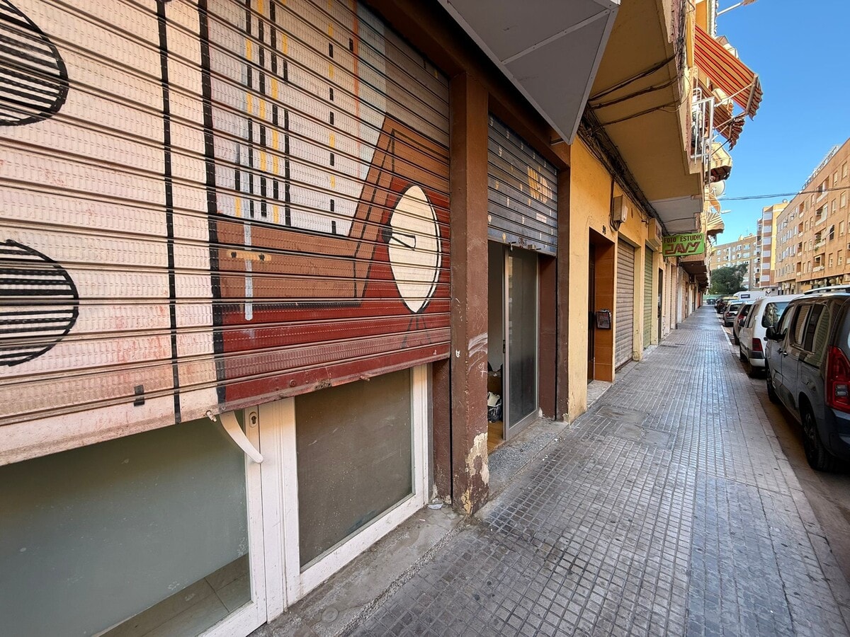 Sagunto, VAL 46520 - Unit Puerta 01 - - Interior Photo - Image 2 of 10