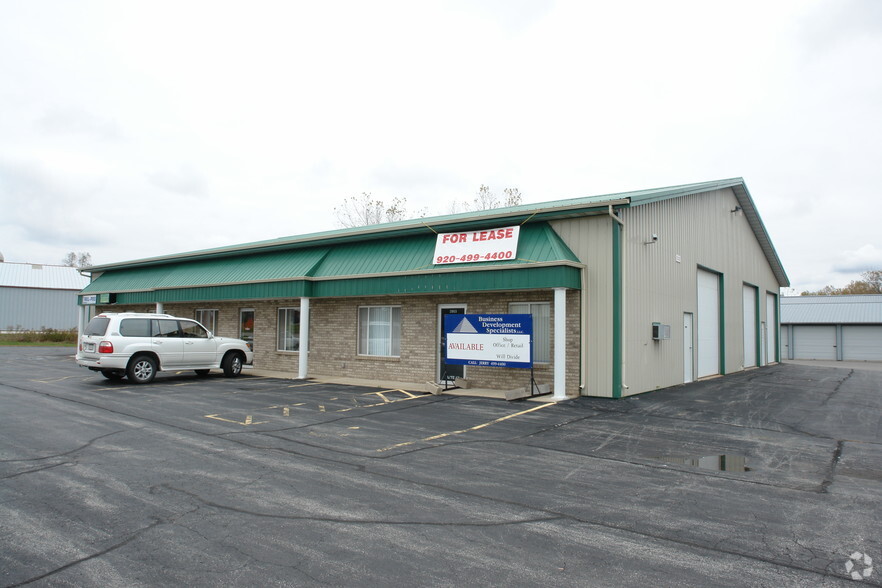 2803 Packerland Dr, Green Bay, WI for lease - Building Photo - Image 2 of 4