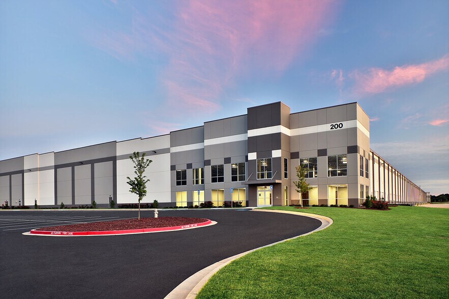 200 International Pky, Adairsville, GA à louer - Photo du bâtiment - Image 3 de 4