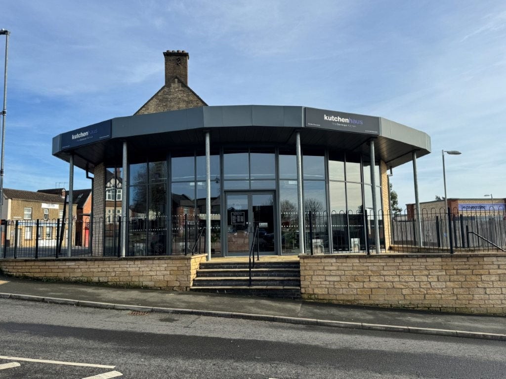 2 Church St, Irthlingborough à vendre Photo principale- Image 1 de 4