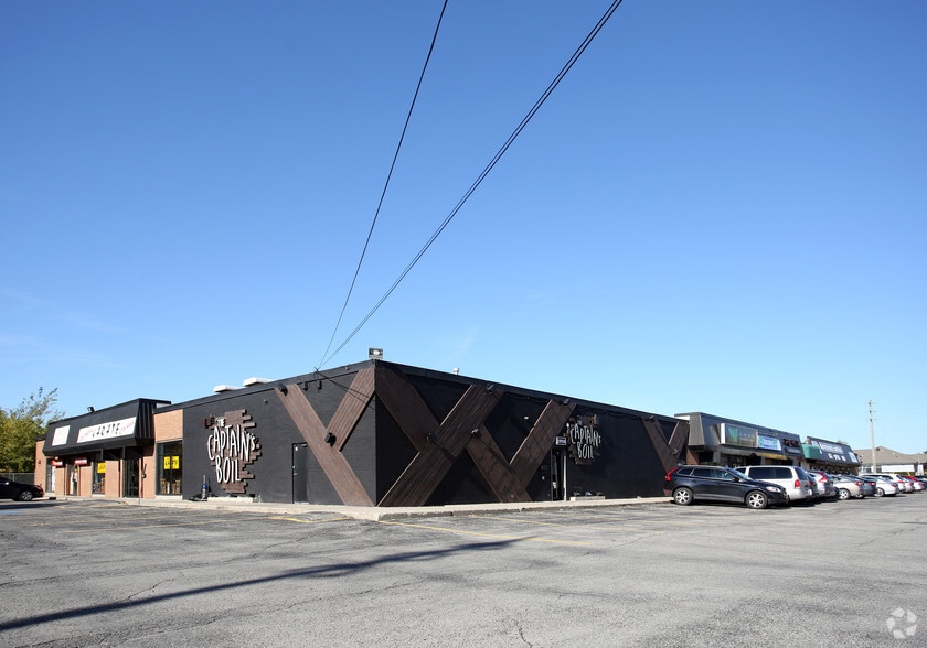 689 Oxford St W, London, ON for lease - Building Photo - Image 2 of 4